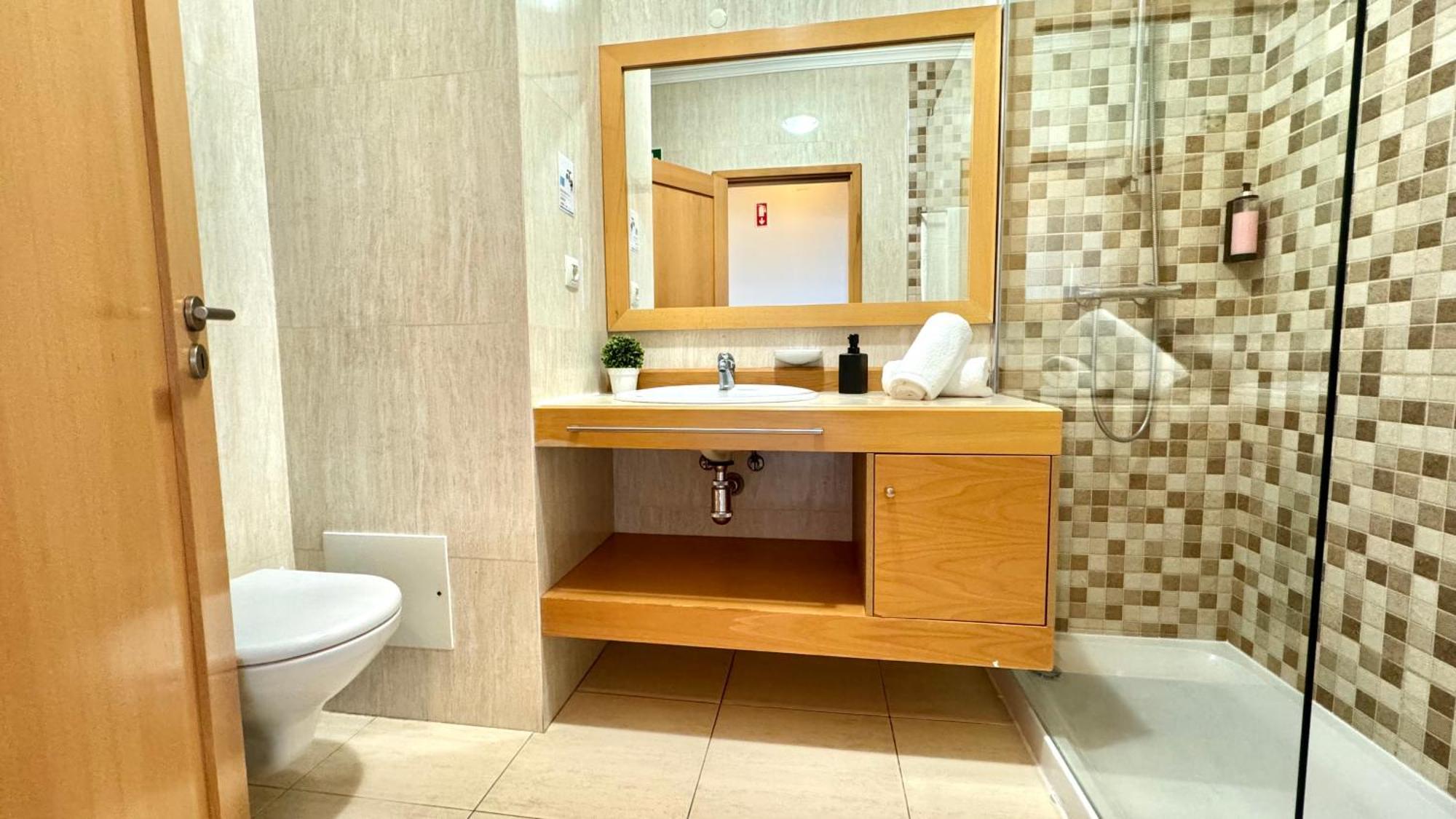 Praia Da Rocha, 502, Charming Apartment, Air Conditioning, Swimming Pool,Free Wifi, Faia By Ig Portimão Exterior foto